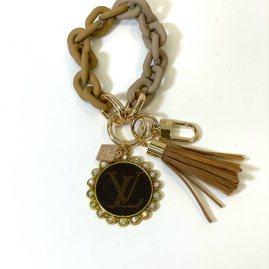 Chain bracelet/keychain taupe - Patches Of Upcycling