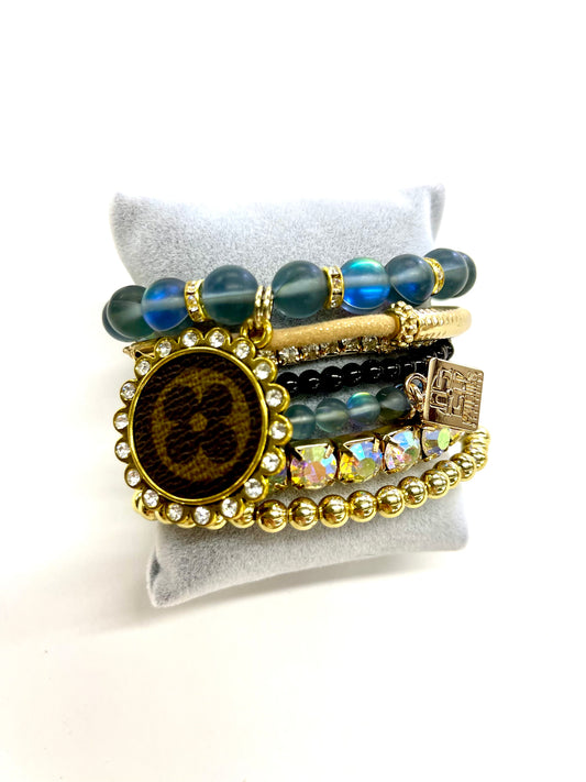 Mermaid- Stacked Bracelet set- gold clear - Patches Of Upcycling