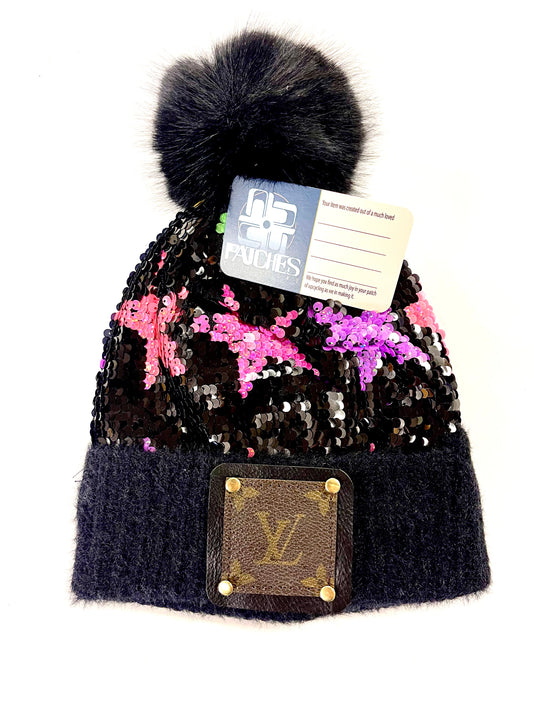 Beanie Sequin black and Colorful Stars Beanie with LV patch in Black/Gold - Patches Of Upcycling