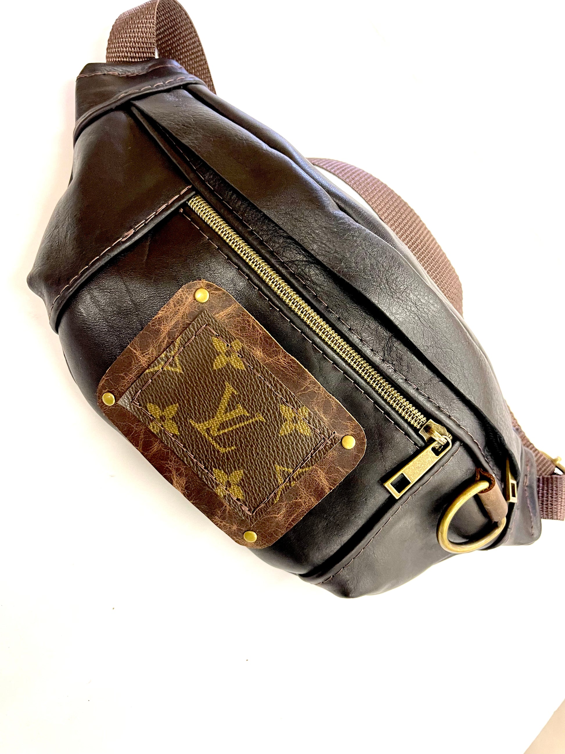 Adjustable Bum Bag PATCH of Lv- Smooth Leathers - Patches Of Upcycling Black Patches Of Upcycling