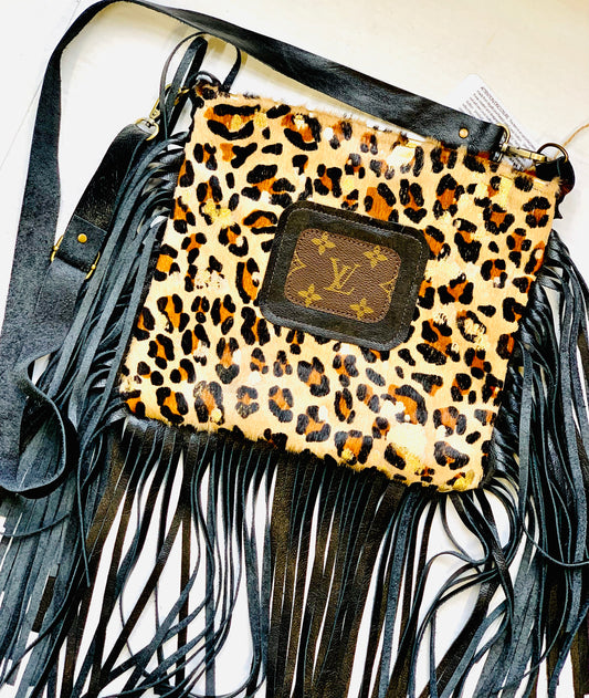 Medium Crossbody in Leopard - Patch in Black - Patches Of Upcycling Yes fringe Handbags Patches Of Upcycling