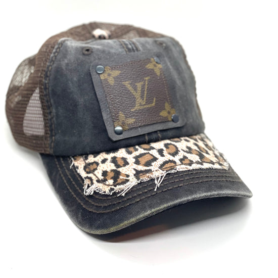 M3 - Reese Black Leopard Hat Black/Black - Patches Of Upcycling