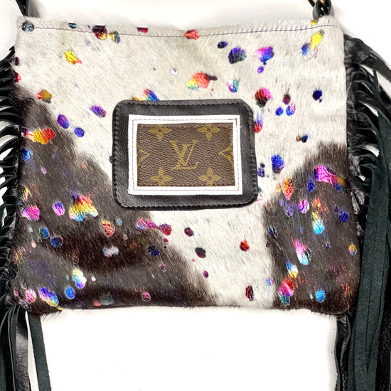 Medium Crossbody - Black and White HOH with Acid rainbow - Patches Of Upcycling