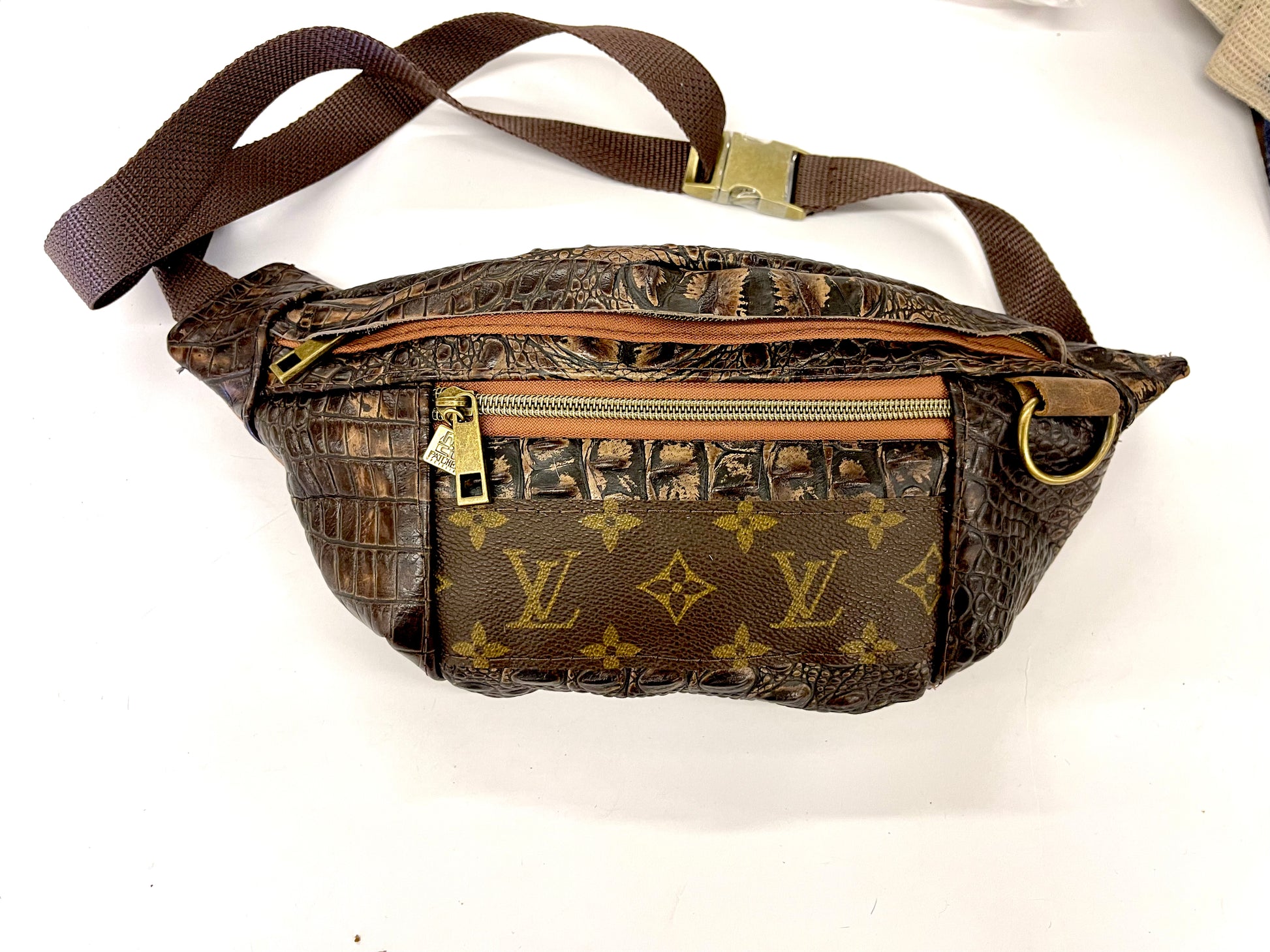 Adjustable Bum Bag STRIP LV - Patches Of Upcycling Brown Croc Patches Of Upcycling