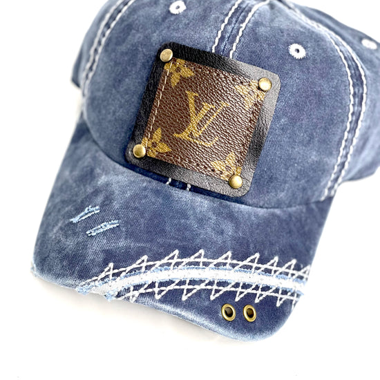 W7 - Faded blue Baseball with a Off white Zig Zag Stitching Black/ Antique - Patches Of Upcycling