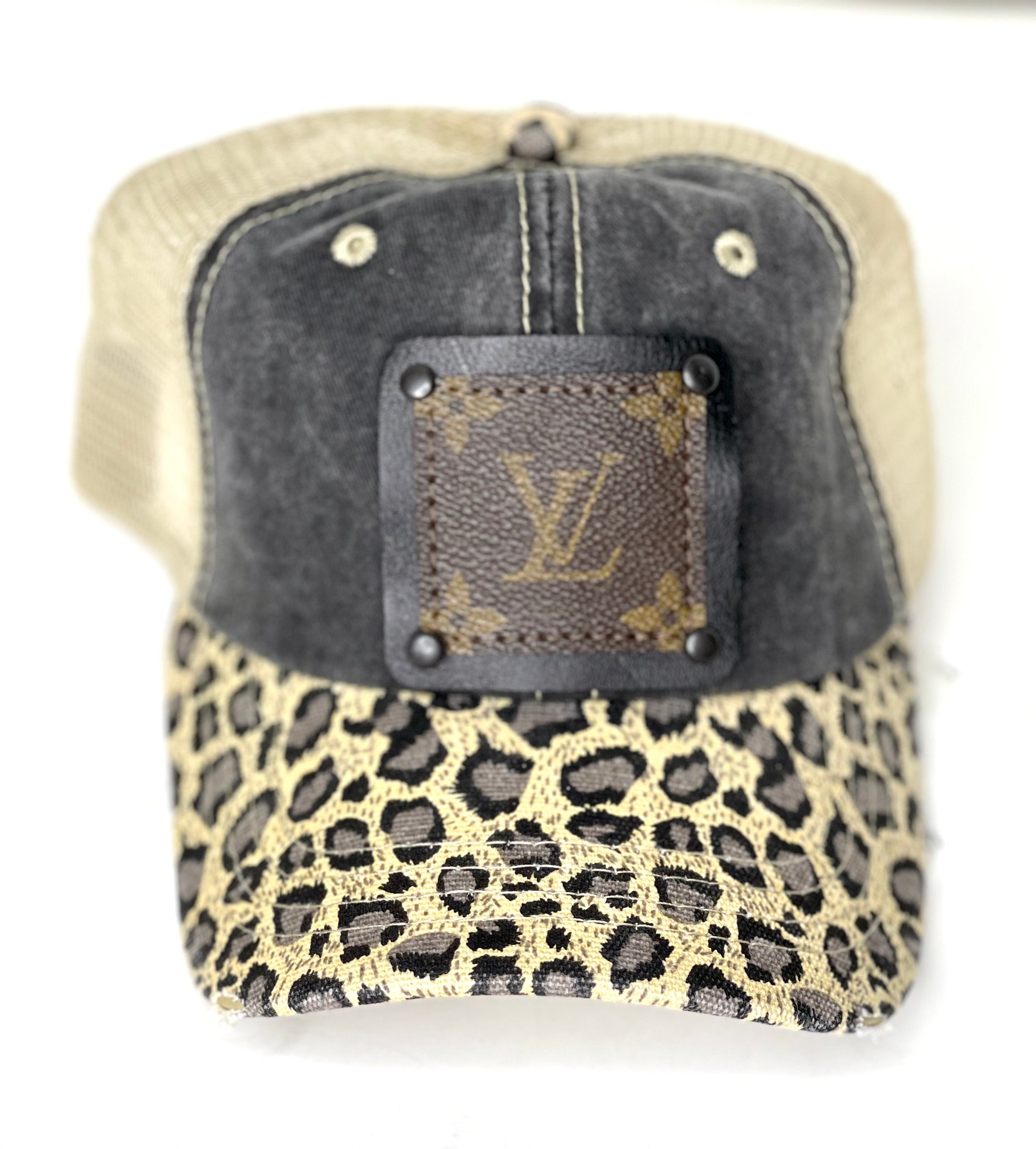 I2 Leopard bill in Twinkie, distressed, Cream back Black/Black - Patches Of Upcycling