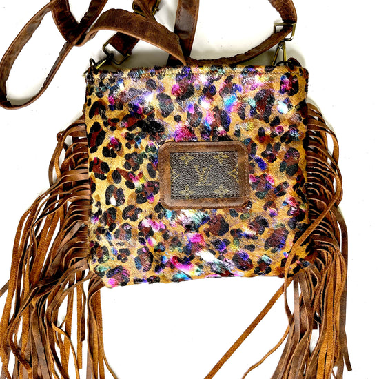 Medium Crossbody in Lisa frank, brown patch - Patches Of Upcycling