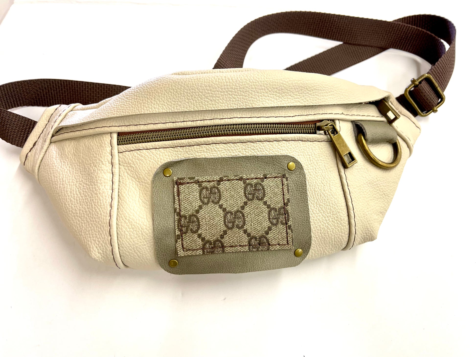 Adjustable Bum bag PATCH GG- multiple color options - Patches Of Upcycling Cream Patches Of Upcycling