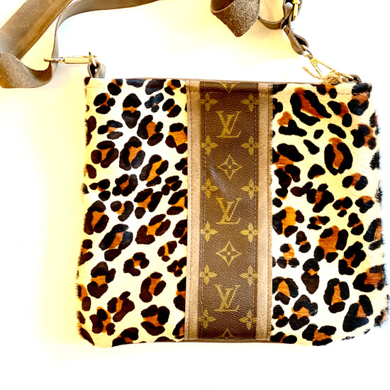 Medium Crossbody Leopard Strip of Brown - Patches Of Upcycling No fringe Handbags Patches Of Upcycling