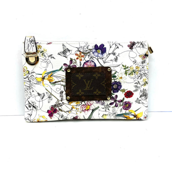 Rylie in floral Crossbody - Patches Of Upcycling