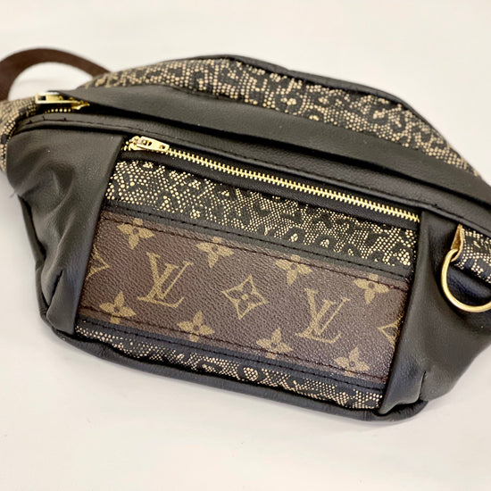 Adjustable Bum Bag STRIP LV - Patches Of Upcycling Embossed Leopard with Black Patches Of Upcycling